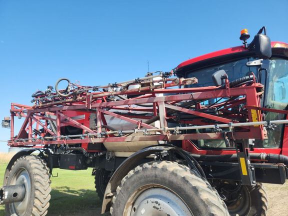 2013 Case PATRIOT 4430 Sprayer/High Clearance