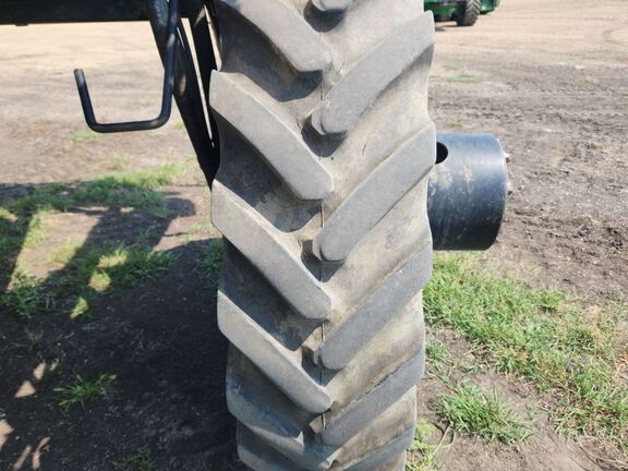 2013 Case PATRIOT 4430 Sprayer/High Clearance