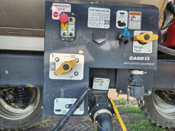 2013 Case PATRIOT 4430 Sprayer/High Clearance
