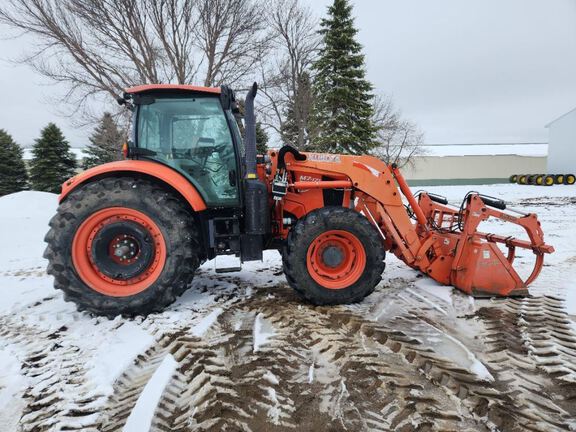Kubota M7-171 Tractor