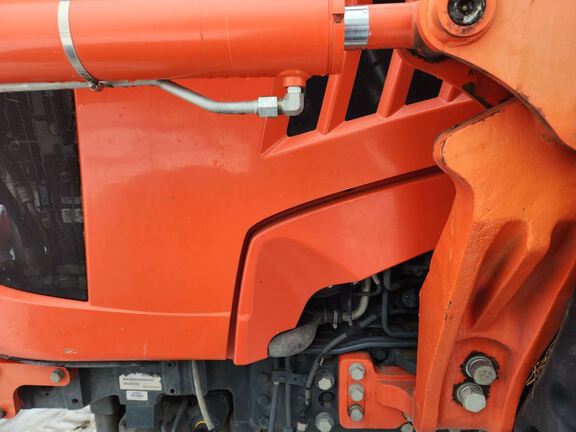 Kubota M7-171 Tractor