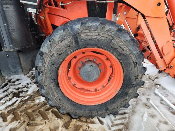 Kubota M7-171 Tractor