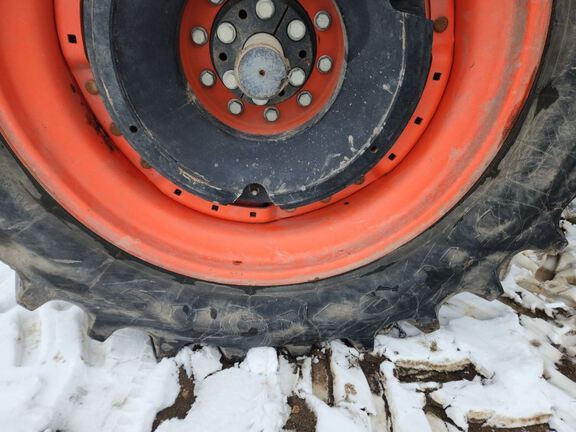Kubota M7-171 Tractor