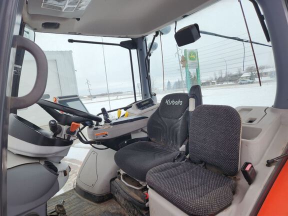 Kubota M7-171 Tractor