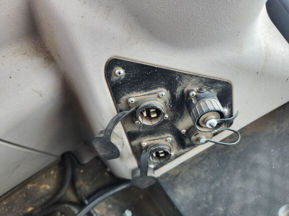 Kubota M7-171 Tractor