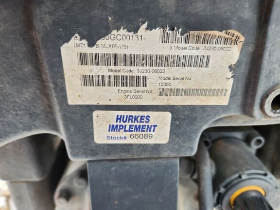 Kubota M7-171 Tractor