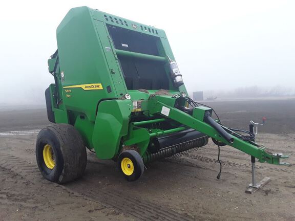 2024 John Deere 561R Baler/Round