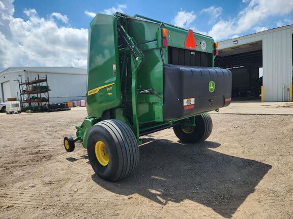 2024 John Deere 561R Baler/Round