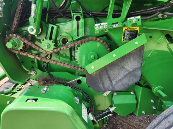 2024 John Deere 561R Baler/Round