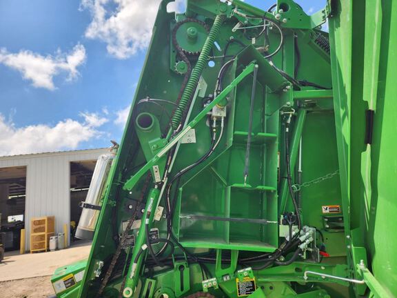 2024 John Deere 561R Baler/Round