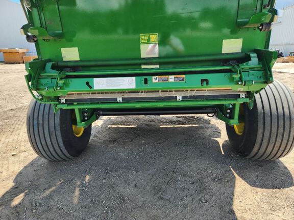 2024 John Deere 561R Baler/Round