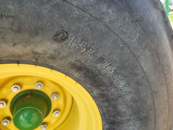 2024 John Deere 561R Baler/Round