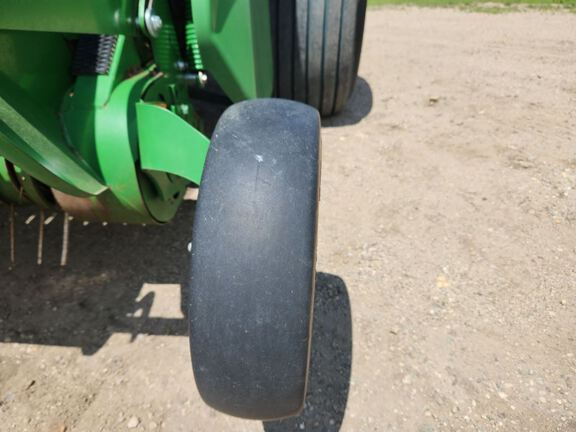 2024 John Deere 561R Baler/Round