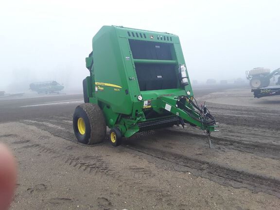 2023 John Deere 560R Baler/Round