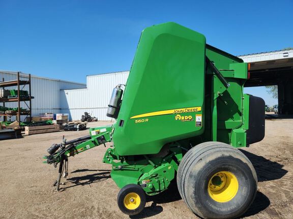2023 John Deere 560R Baler/Round