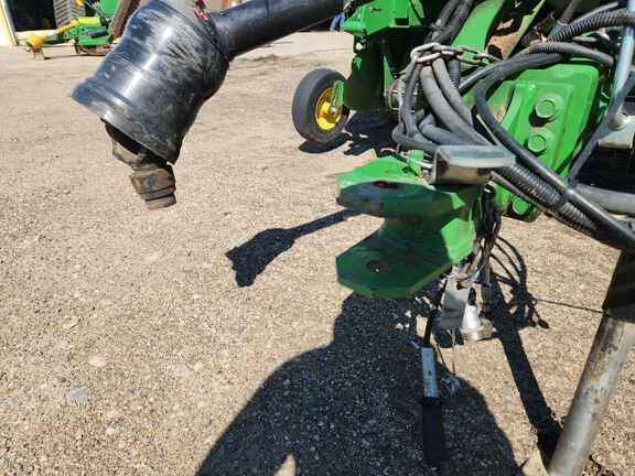 2023 John Deere 560R Baler/Round
