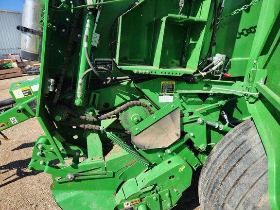 2023 John Deere 560R Baler/Round