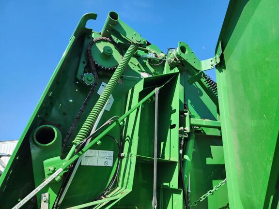 2023 John Deere 560R Baler/Round