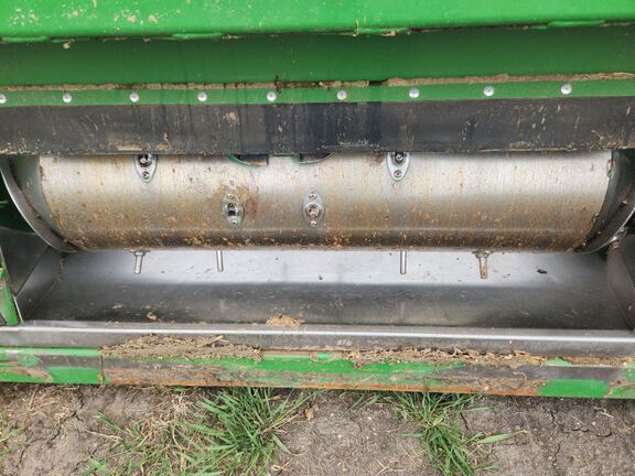 2018 John Deere 645FD Header Combine