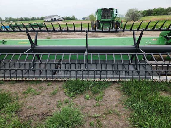 2018 John Deere 645FD Header Combine