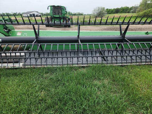 2018 John Deere 645FD Header Combine