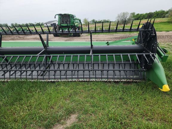 2018 John Deere 645FD Header Combine