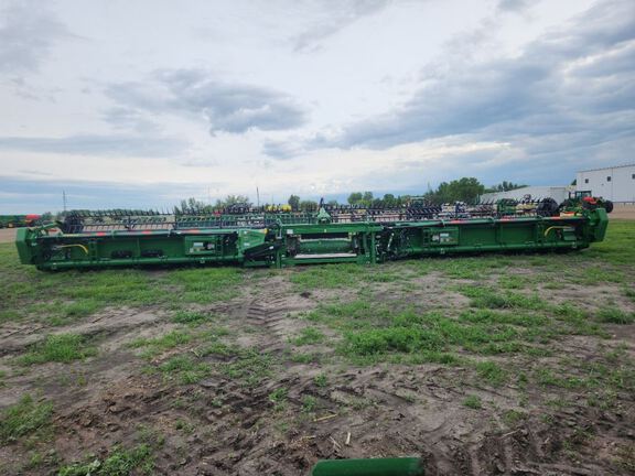 2025 John Deere HDF 50 Header Combine