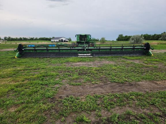 2025 John Deere HDF 50 Header Combine