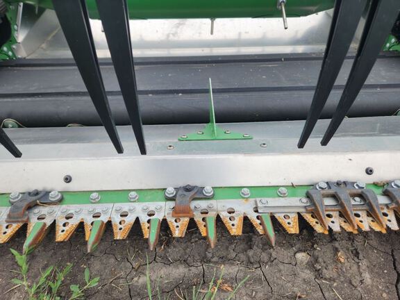 2025 John Deere HDF 50 Header Combine