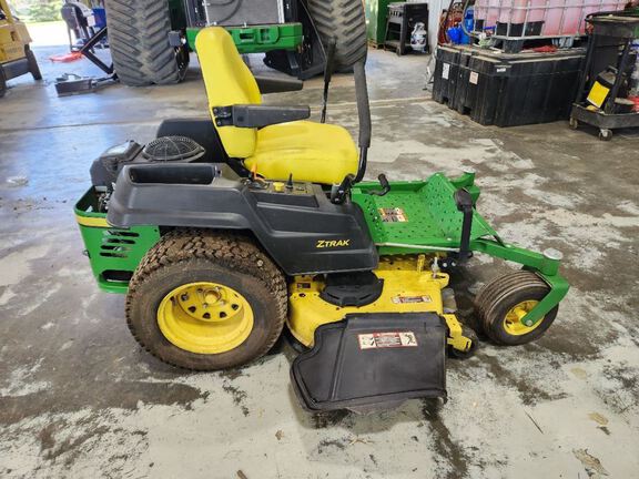 2016 John Deere Z540R Mower/Zero Turn