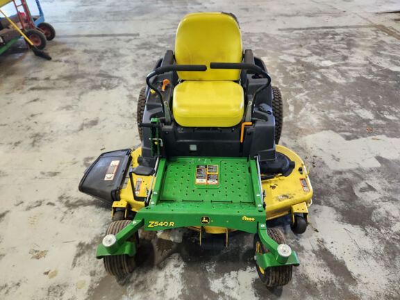 2016 John Deere Z540R Mower/Zero Turn