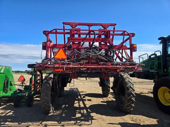2003 Case SPX 3185 Sprayer/High Clearance