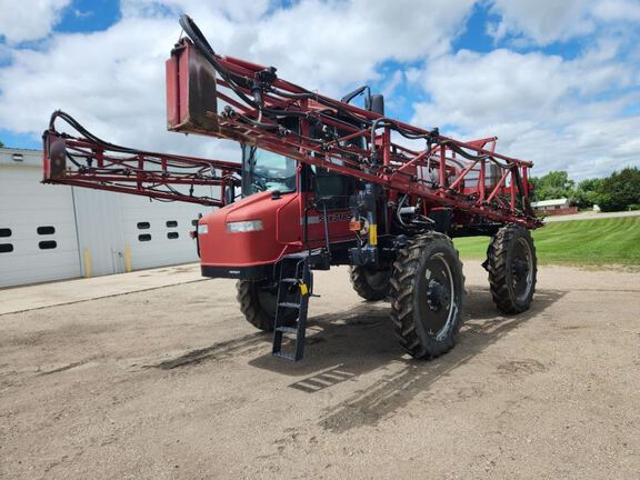 2003 Case SPX 3185 Sprayer/High Clearance