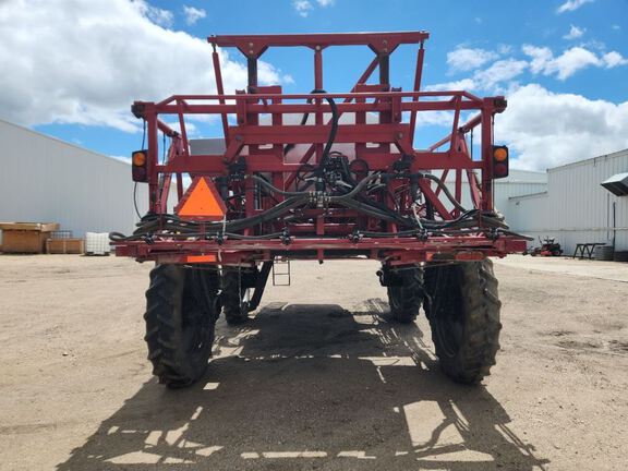 2003 Case SPX 3185 Sprayer/High Clearance