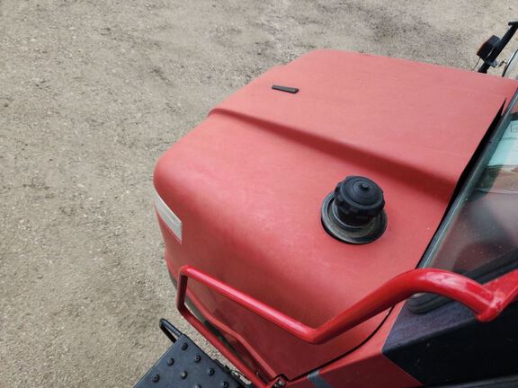 2003 Case SPX 3185 Sprayer/High Clearance