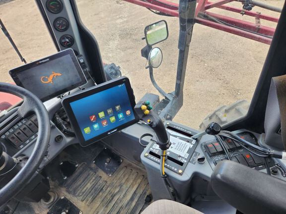 2003 Case SPX 3185 Sprayer/High Clearance