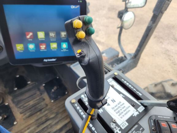 2003 Case SPX 3185 Sprayer/High Clearance