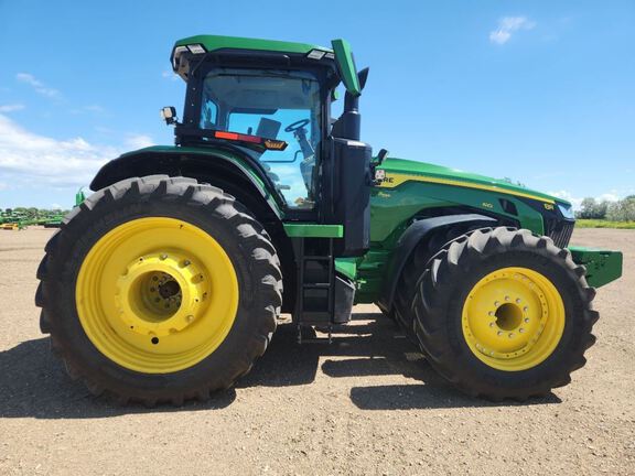 2023 John Deere 8R 410 Tractor