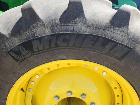 2023 John Deere 8R 410 Tractor