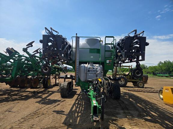 2021 Unverferth TA2400 Sprayer