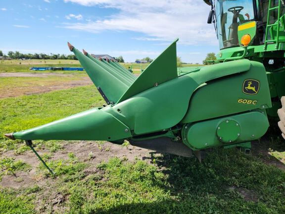 2014 John Deere 608C Header Corn Head