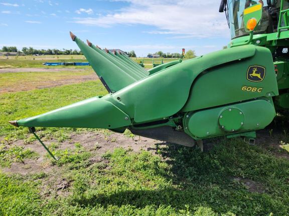 2014 John Deere 608C Header Corn Head
