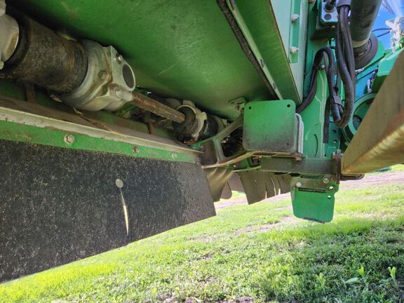 2014 John Deere 608C Header Corn Head