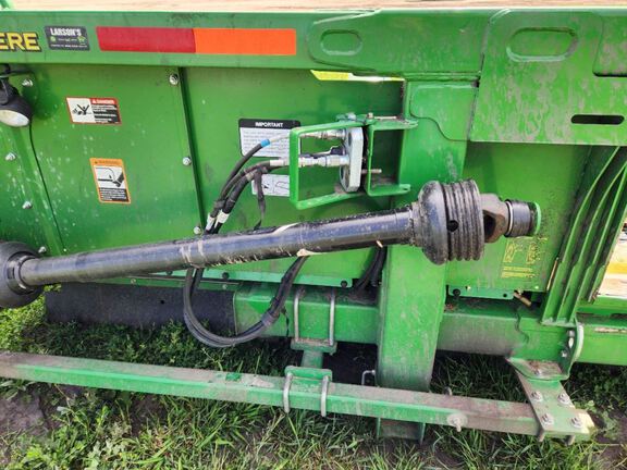 2014 John Deere 608C Header Corn Head