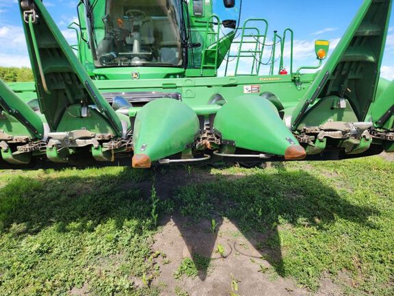 2014 John Deere 608C Header Corn Head