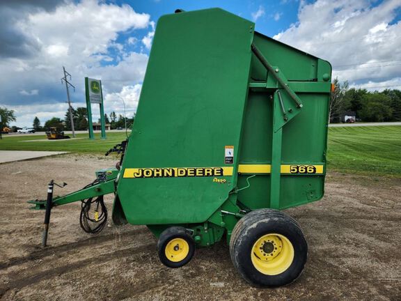 1998 John Deere 566 Baler/Round