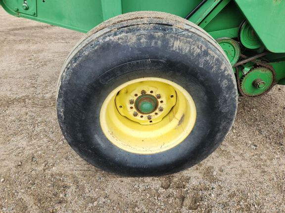 1998 John Deere 566 Baler/Round