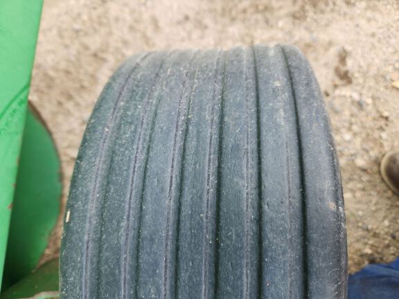 1998 John Deere 566 Baler/Round