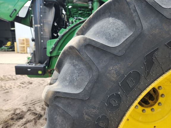 2025 John Deere 9R 540 Tractor 4WD