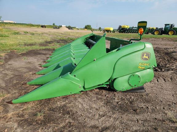 2009 John Deere 608C Header Corn Head